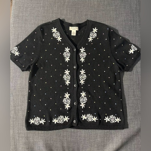 Bechamel Petites Black Sweater With Flower Design. Size PM - Picture 2 of 6